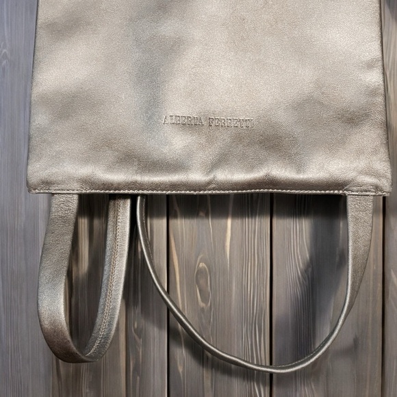 Alberta Ferretti Gold Backpack with Elegant Design - Picture 6 of 8